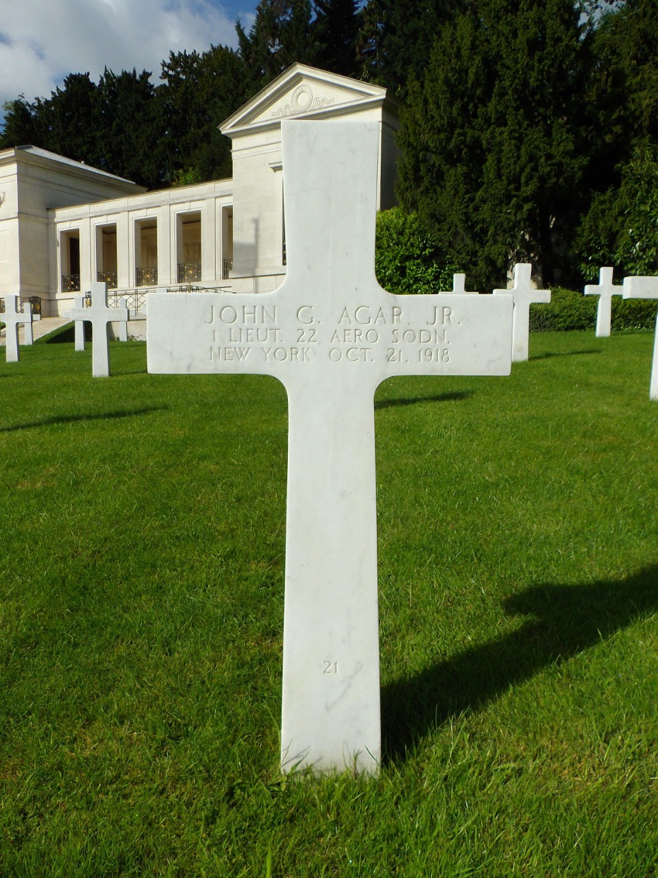 Agar - Suresnes American Cemetery, Plot B, Row 16, Grave 21.
