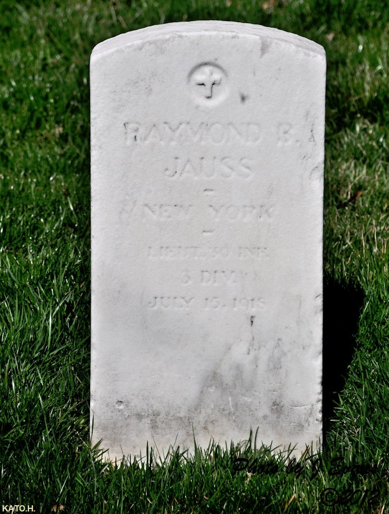 Raymond Boyd Jauss's grave