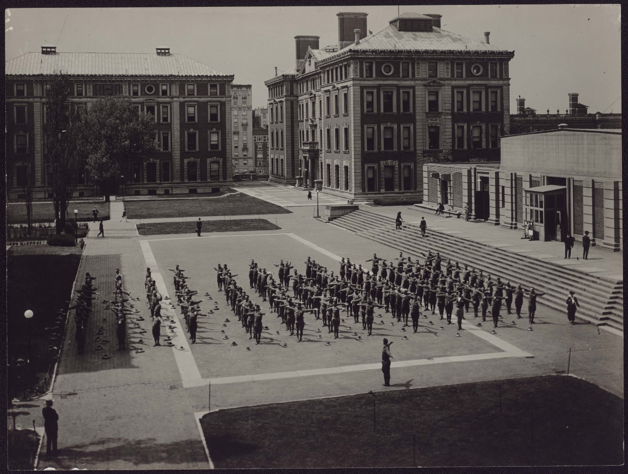 Air Service School radio officers exercising 